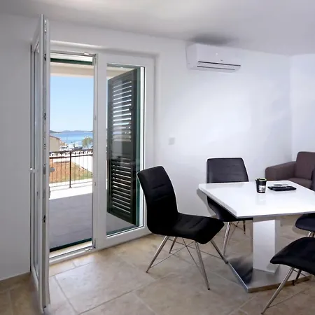 Appartement Lucich White House *