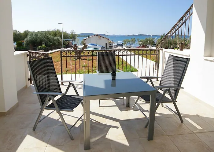 Lucich White House Apartamento