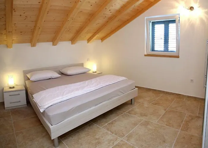 Lucich White House Apartamento